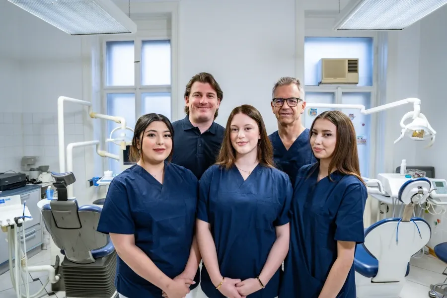 Empfang von Augartenzahn - Zahnärzte am Augarten